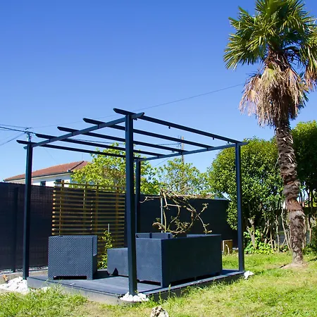 Maison Cosy : Pétanque, Baby-foot&ping-pong ! *