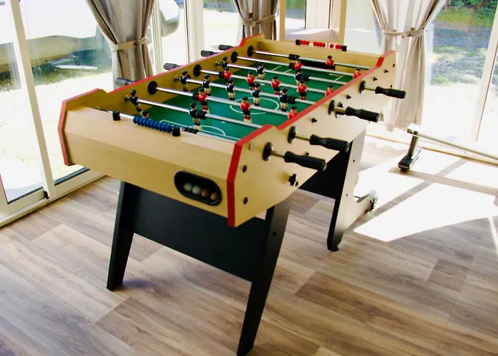 Maison Cosy : Pétanque, Baby-foot&ping-pong !